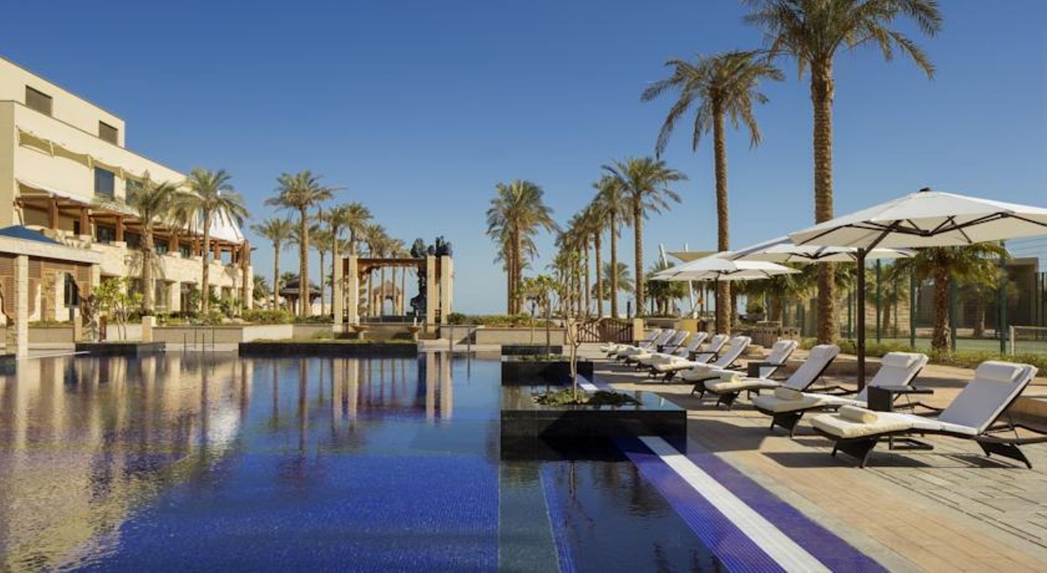 Jumeirah Messilah Beach Kuwait Kuwait City Exterior foto The St Regis Sharm